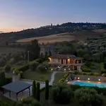 Peruccio Gioiello Villa Volterra